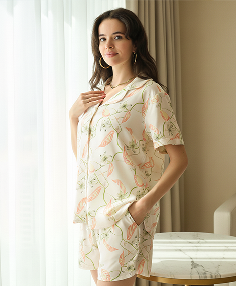 Women's Pajama Set With Short Sleeves and Shorts With Colorful Flowers