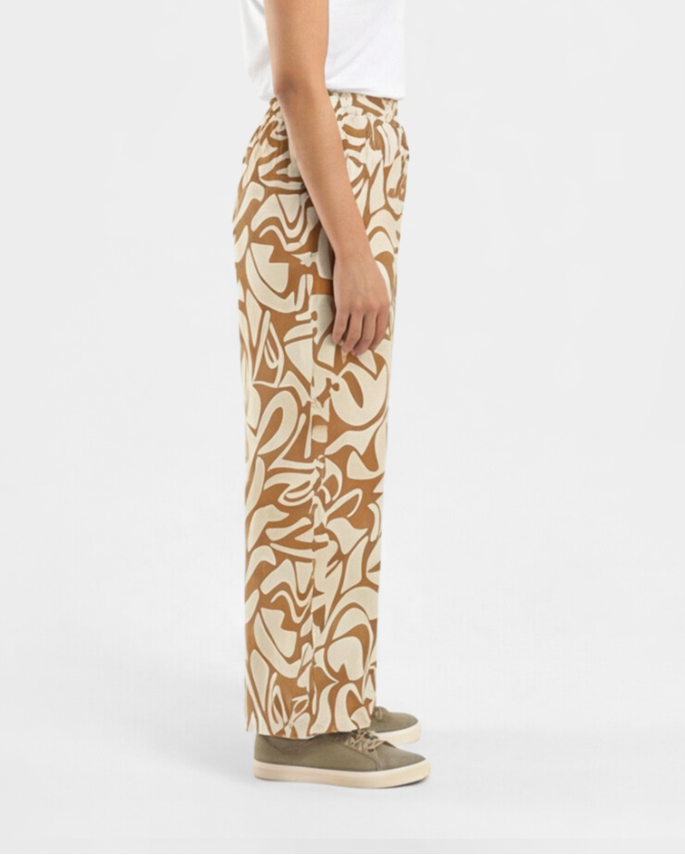 Women’s Essential Tee & Abstract Printed Wide-Leg Set