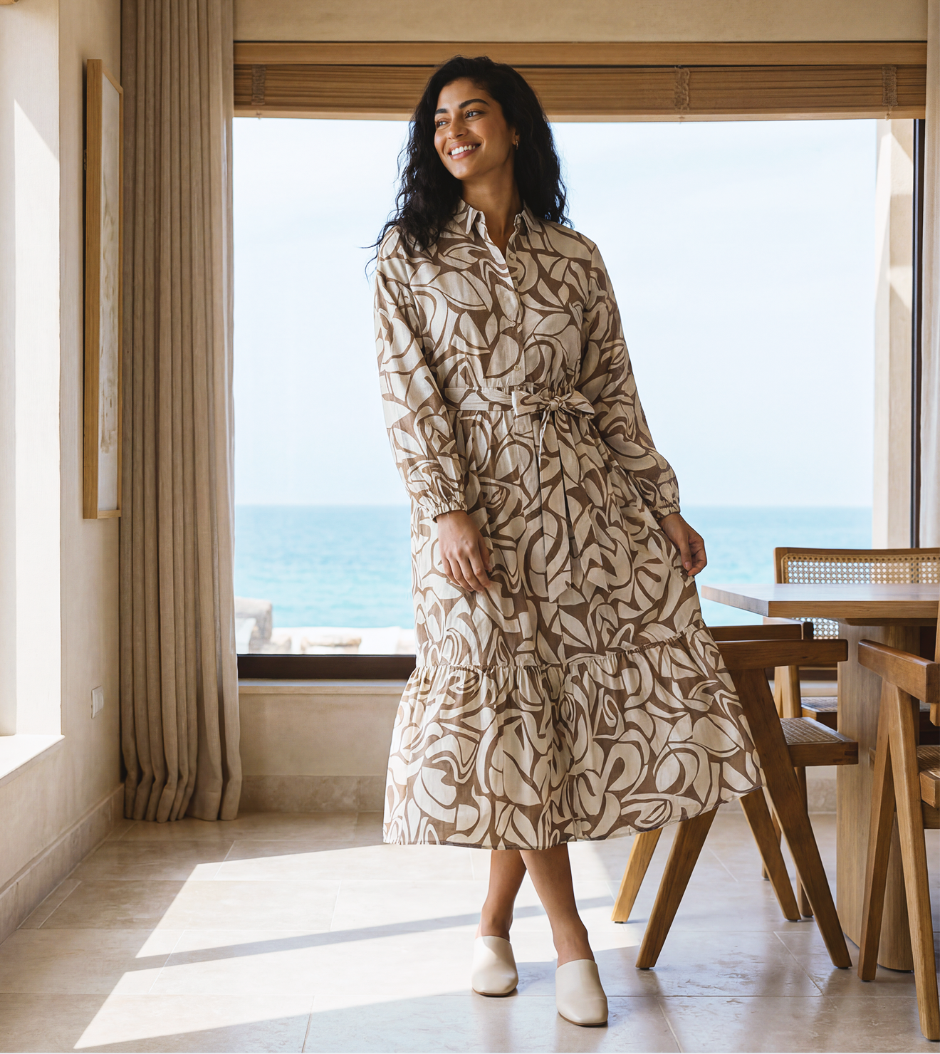 viscose dress Grape Line Violet with Boat Neck & 3/4th Sleeves HAY! its designed for warm days and special moments.The Sira print celebrates the hibiscus flower through a bold yet fluid form Women's Blue / Neutrals Echo