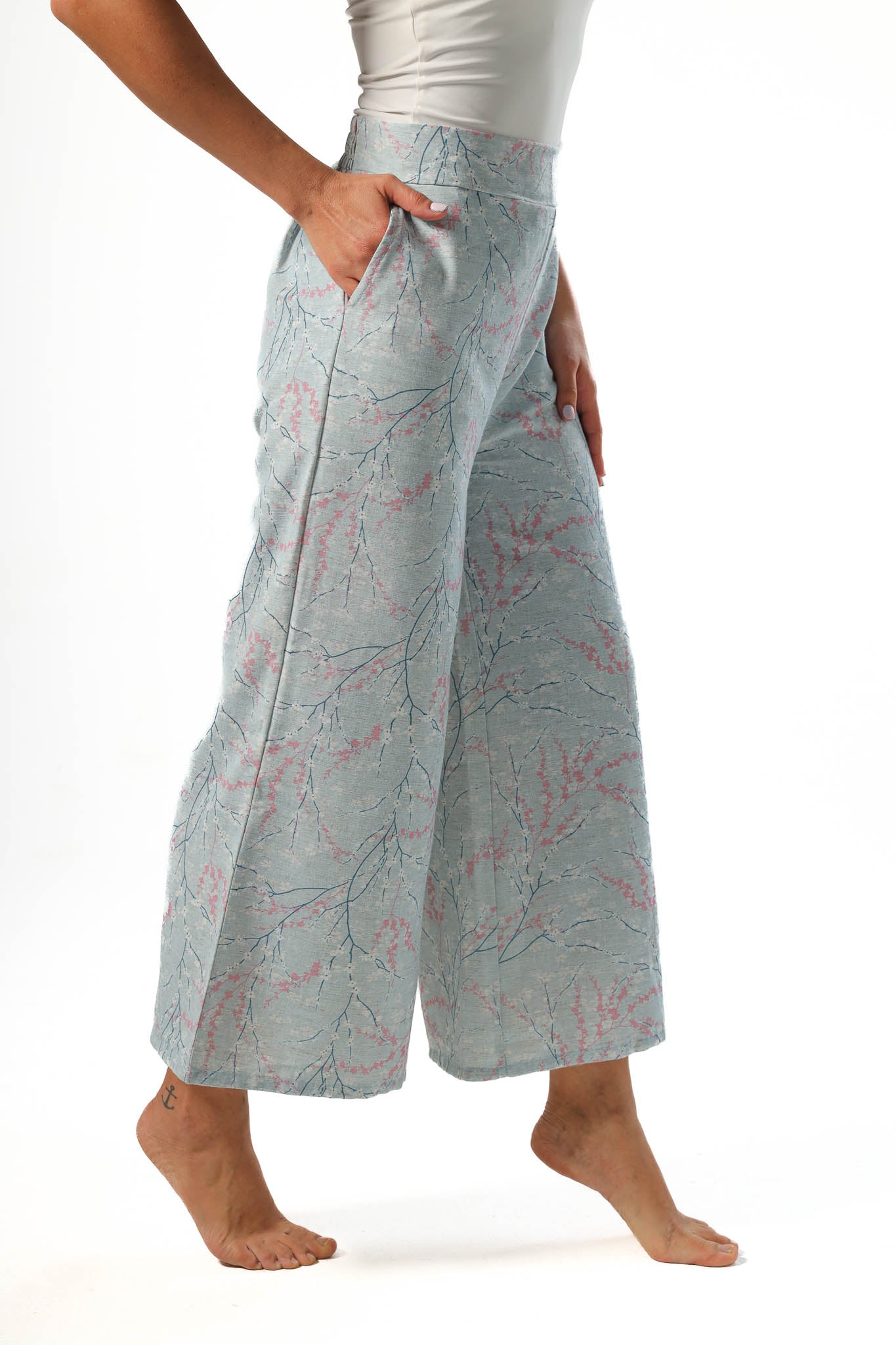 Wide leg pants, half elastic waist - Lite Blue