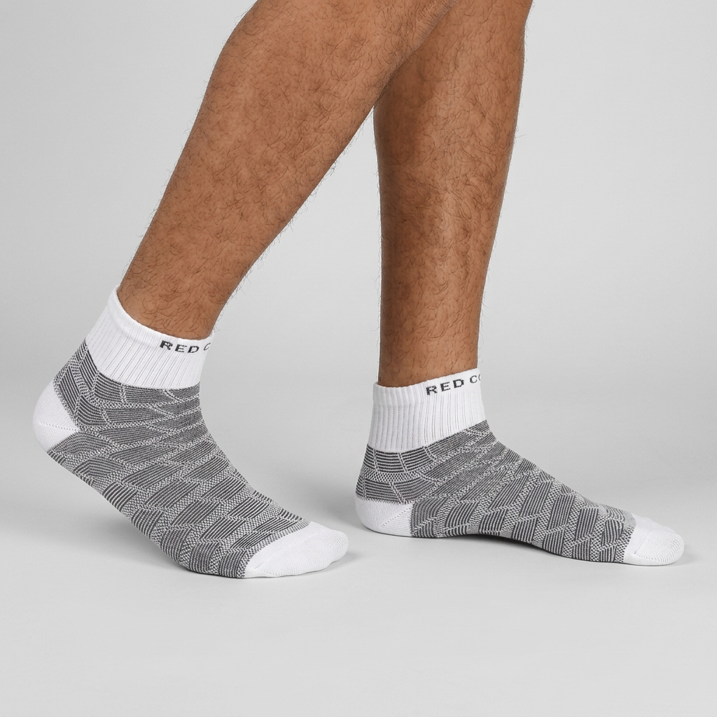 Men's Jacquard Ankle Socks - Short, Sporty - White - Red Cotton