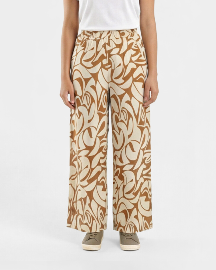 Women’s Essential Tee & Abstract Printed Wide-Leg Set