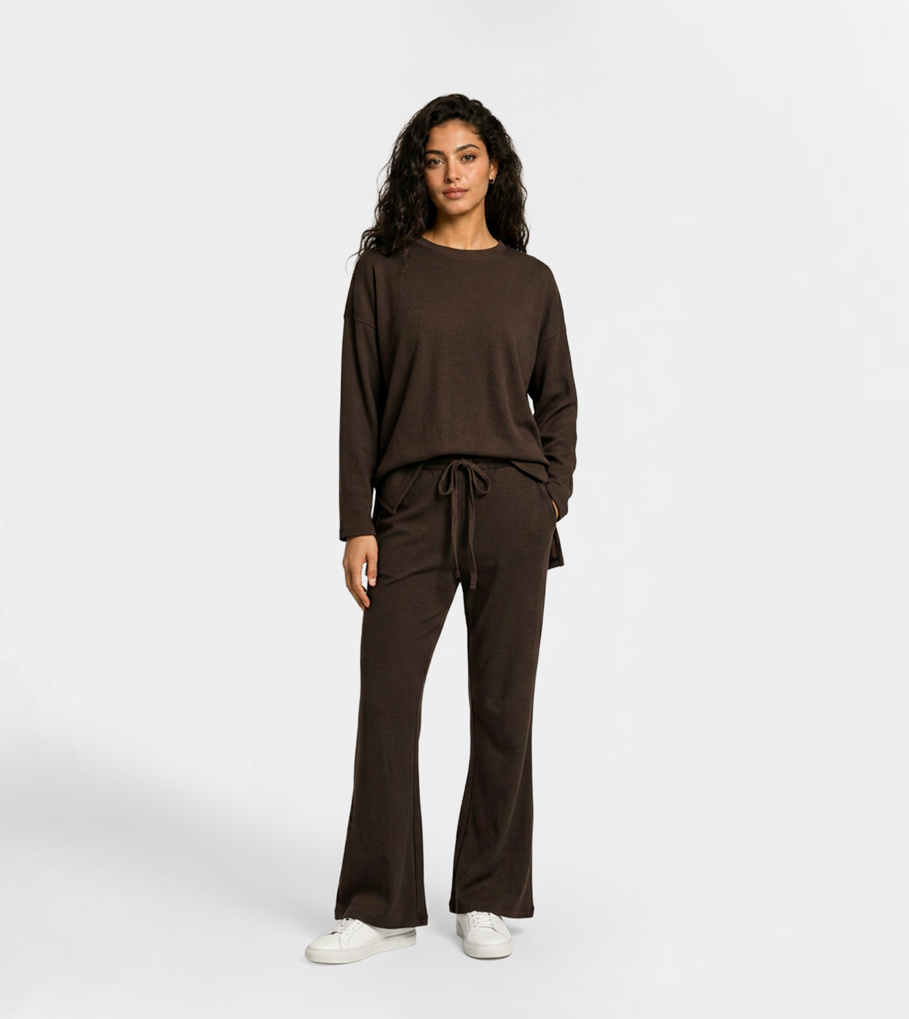 Women Crew Neck Wide-Leg Lounge Set in Rich Brown