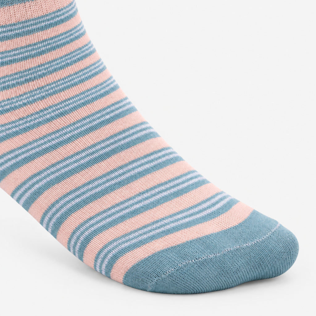 Premium Blue Ribbed Socks: Soft & Durable
