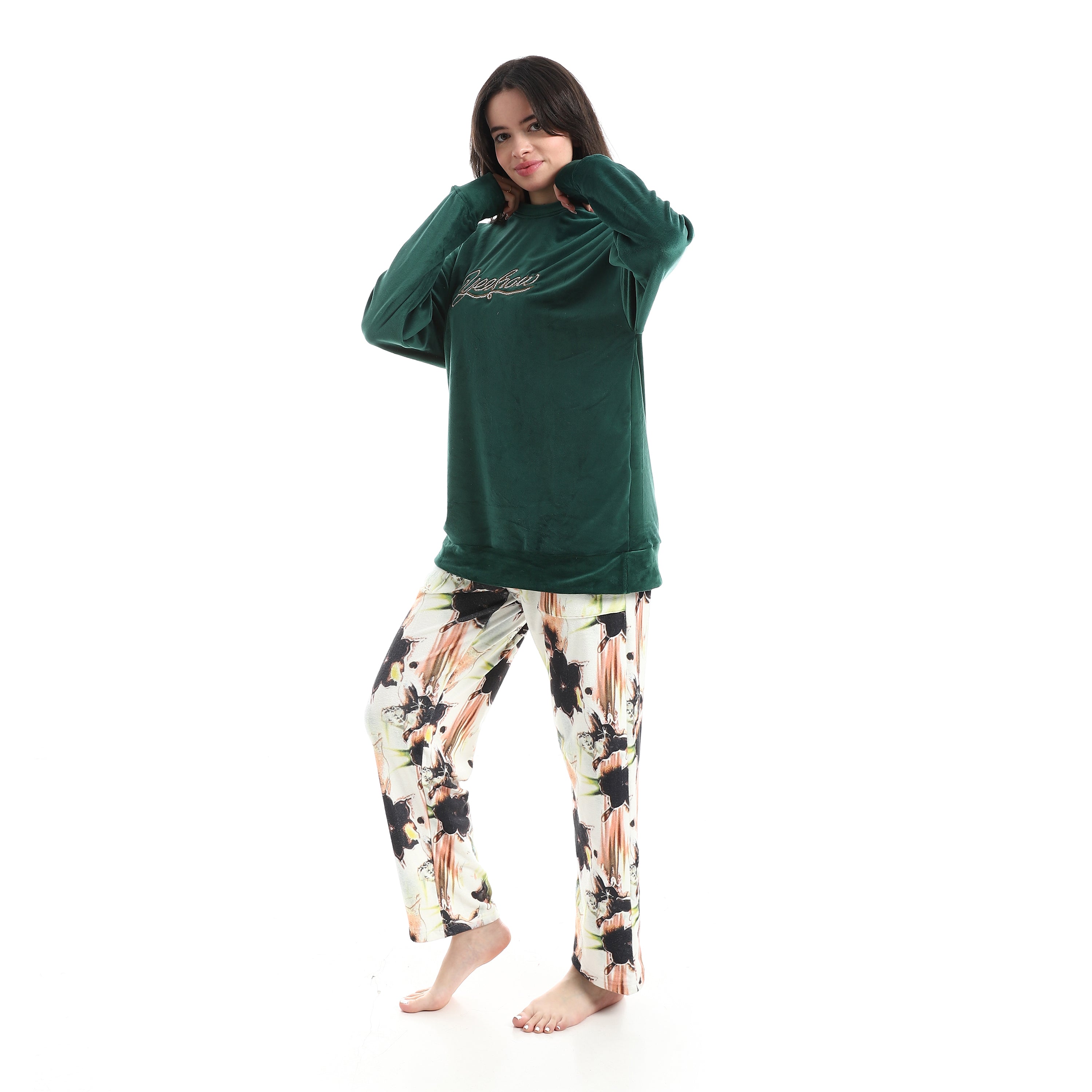Women's Emerald Velvet Embroidered Loungewear Set