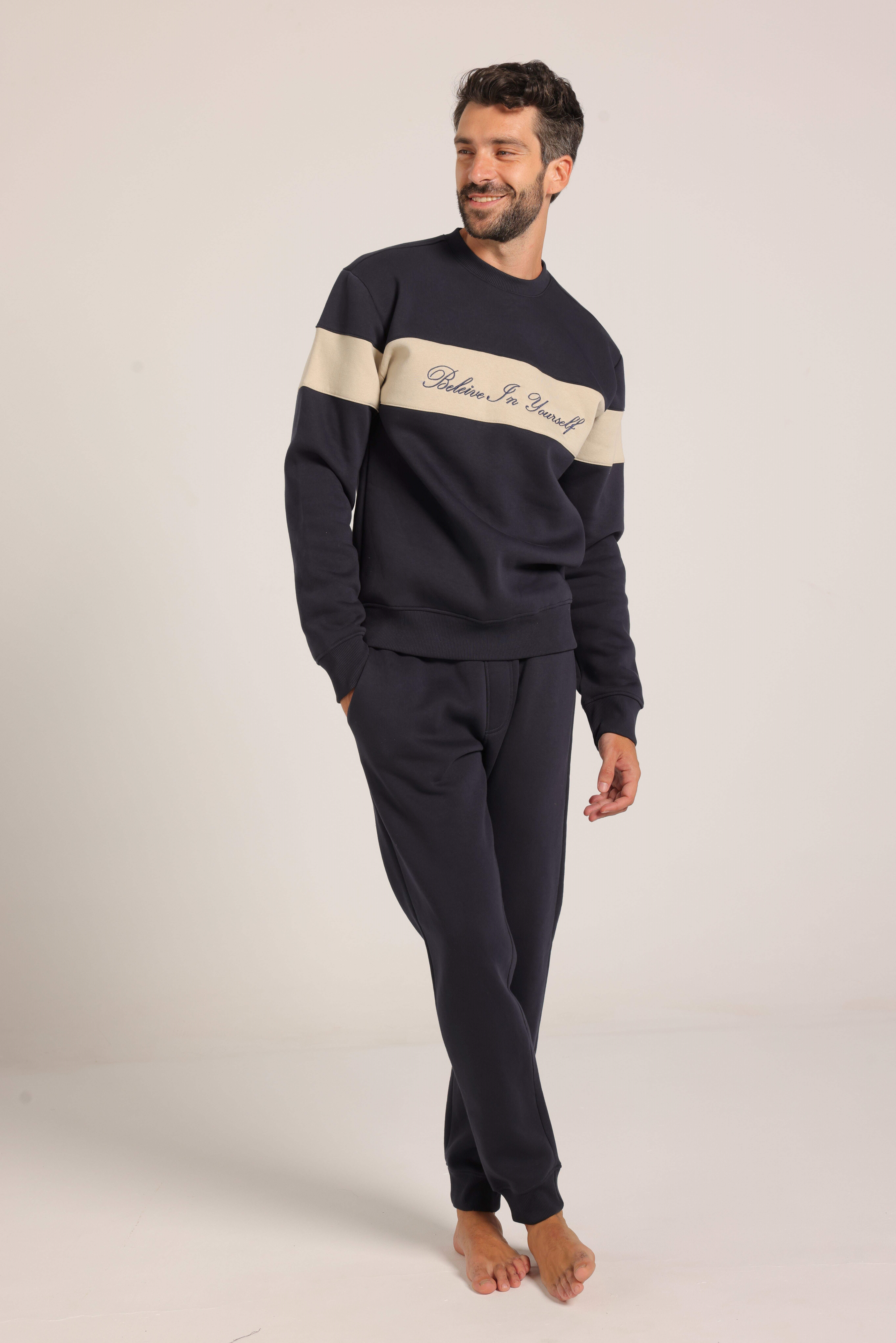 Men’s Lined Tracksuit with Contrast Chest Stripe – Navy Blue
