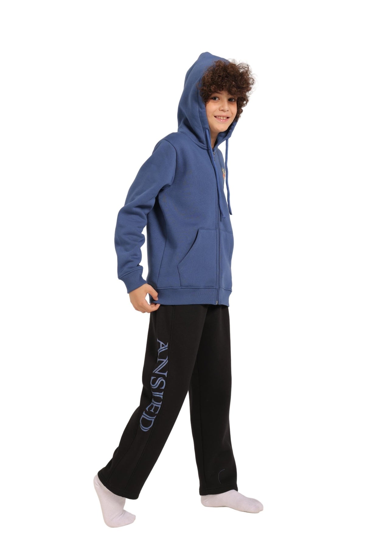 Boy's Zipped Hoodie and Pants Set - Cozy Winter Loungewear - Red Cotton