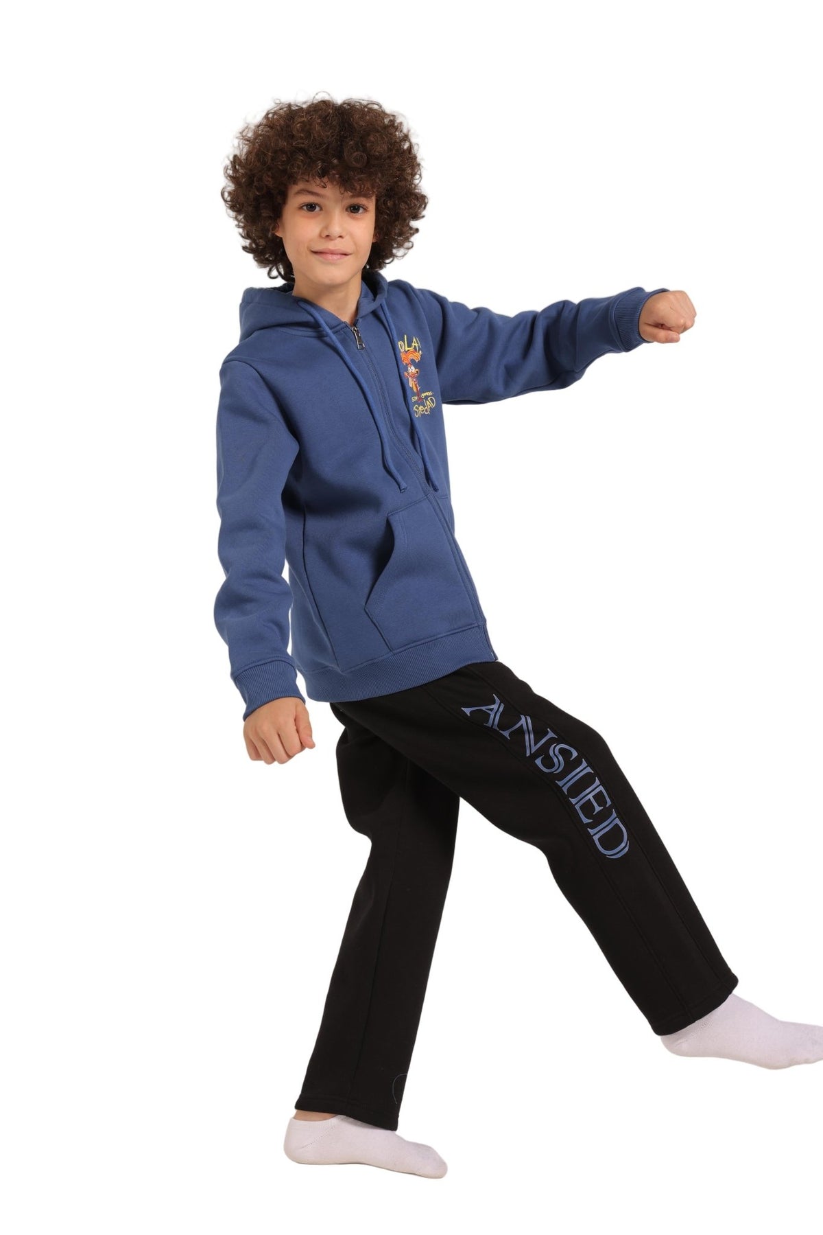 Boy's Zipped Hoodie and Pants Set - Cozy Winter Loungewear - Red Cotton