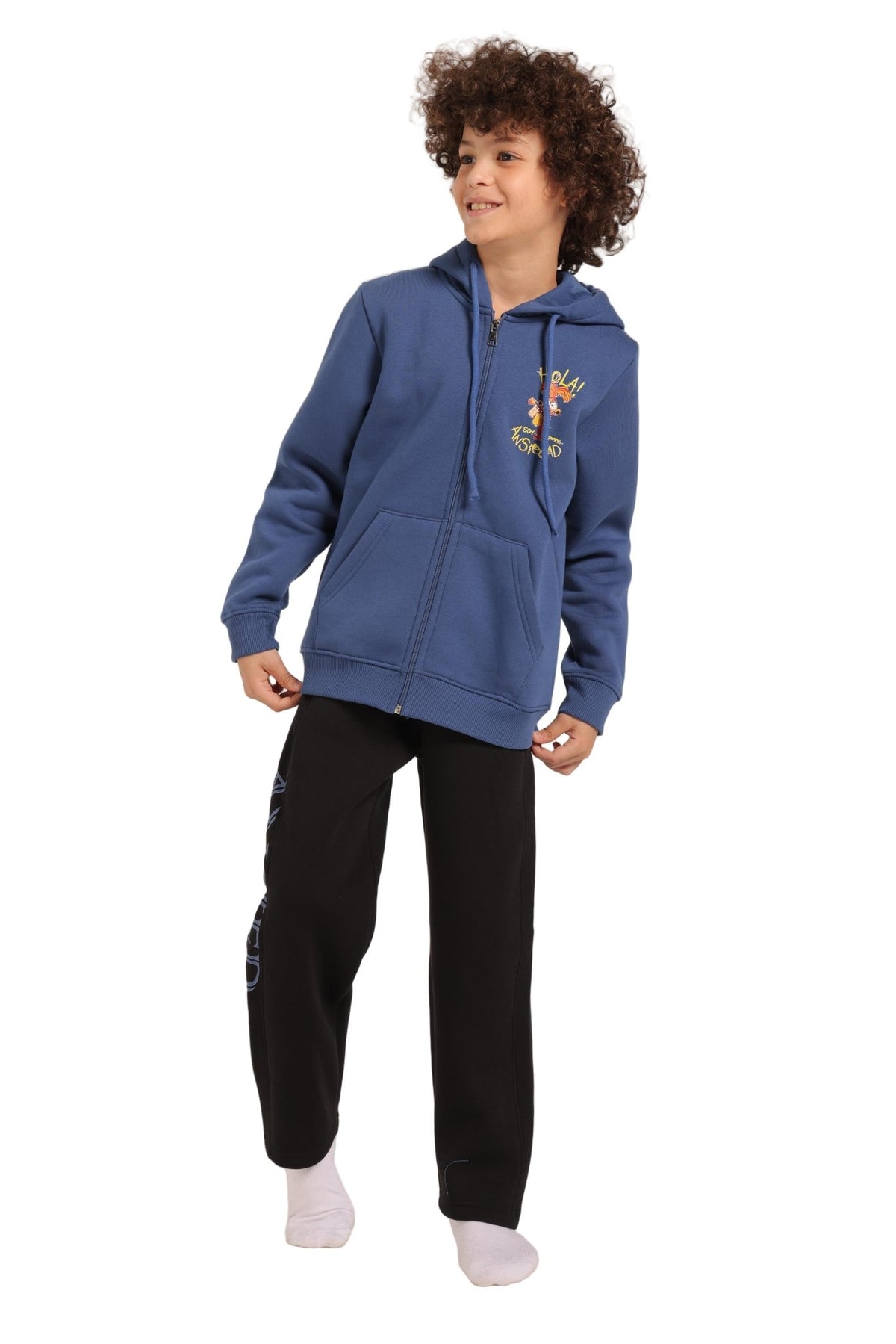 Boy's Zipped Hoodie and Pants Set - Cozy Winter Loungewear - Red Cotton