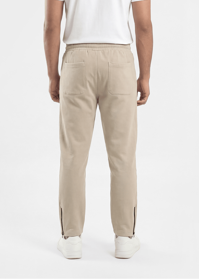 Men Tech-Detail Joggers - Red Cotton